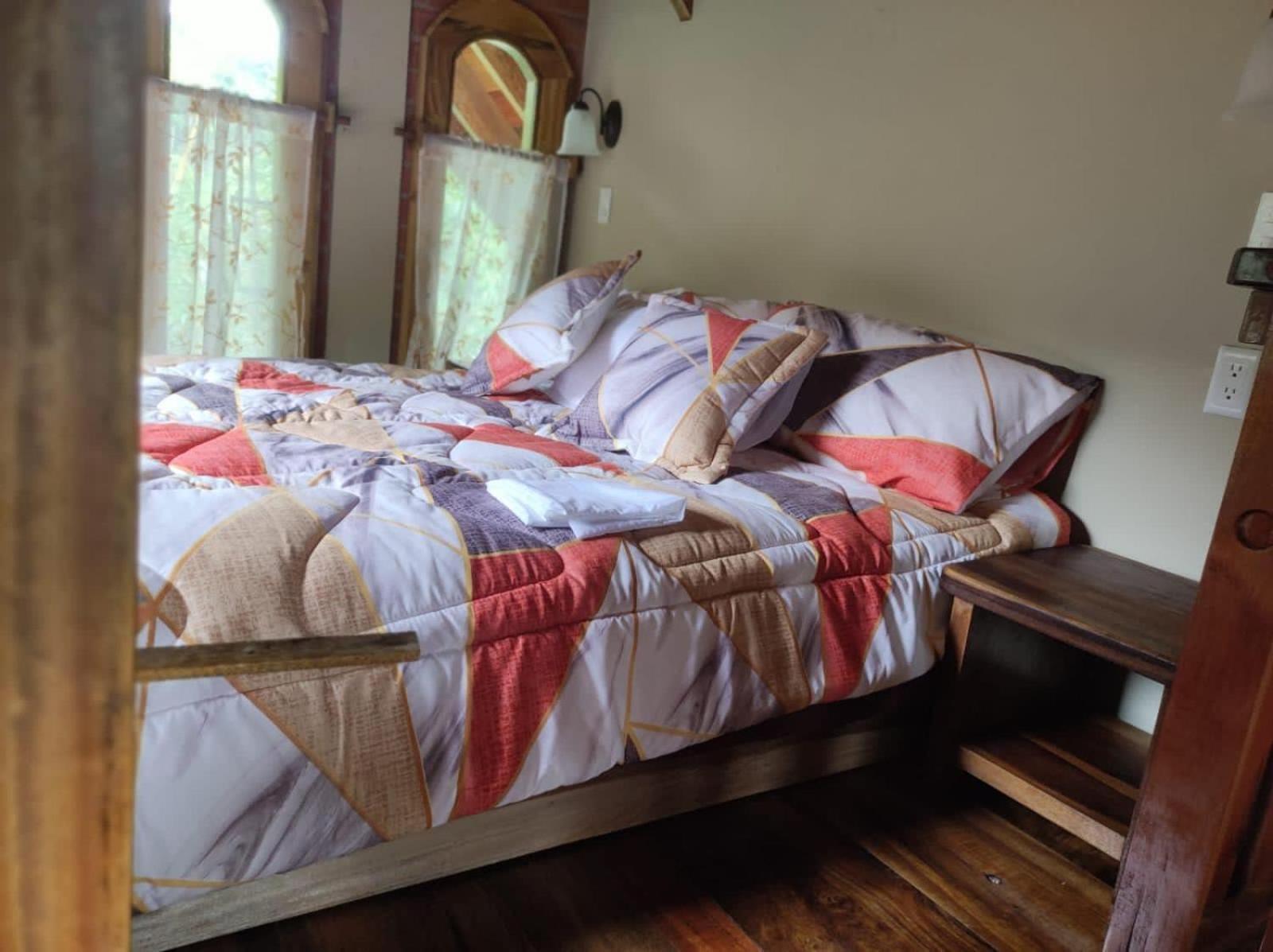 Casa Del Rio En Mindo Bed & Breakfast Exterior photo